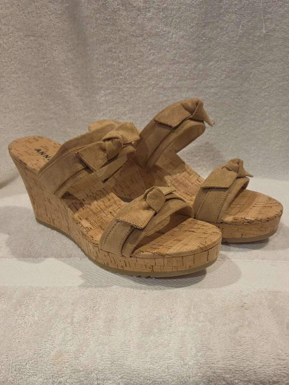 ANNE KLEIN WEDGE SANDALS